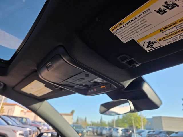 Used 2019 Cadillac XT4 Sport image 12