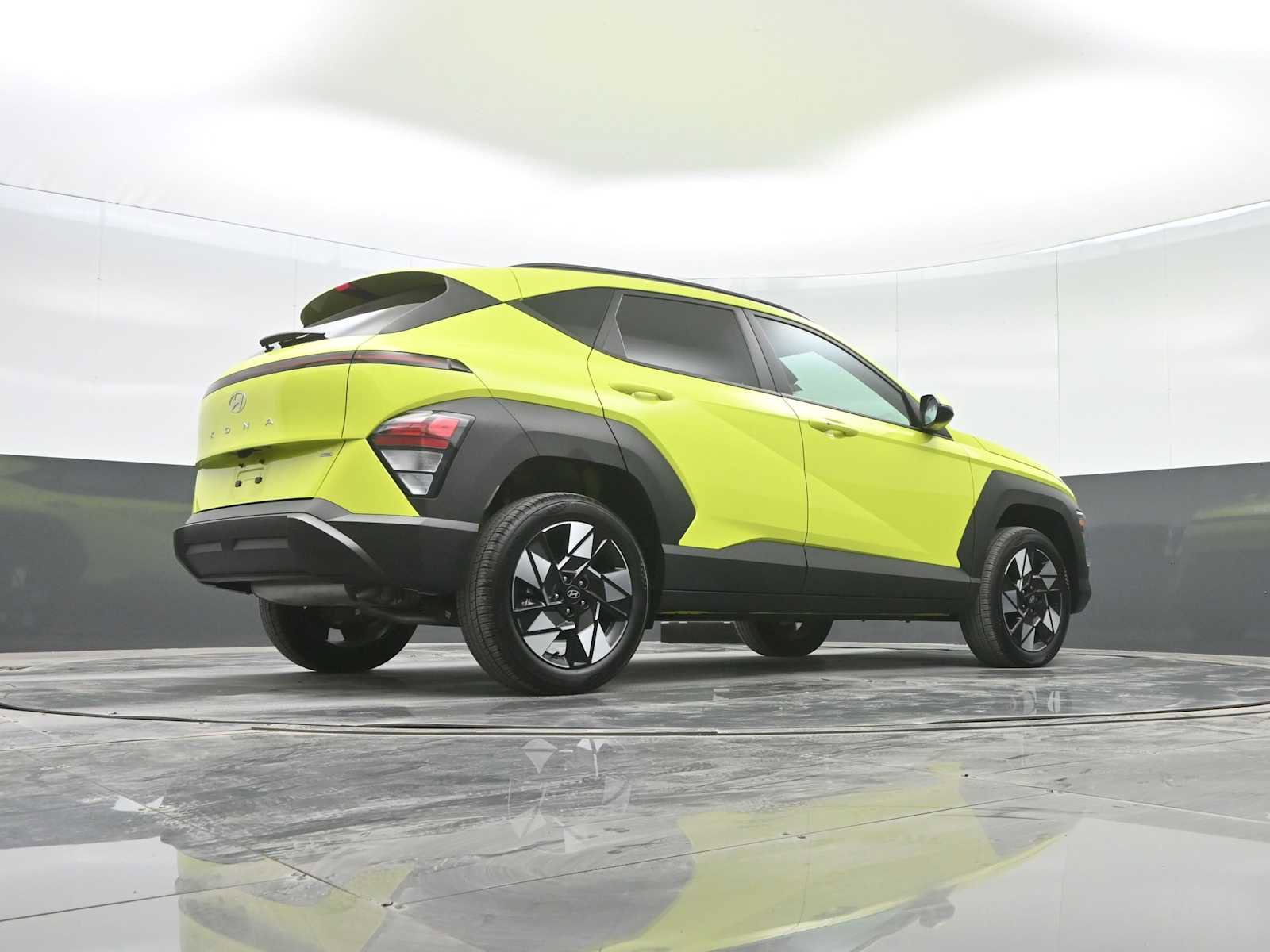 Certified 2025 Hyundai Kona SEL image 36