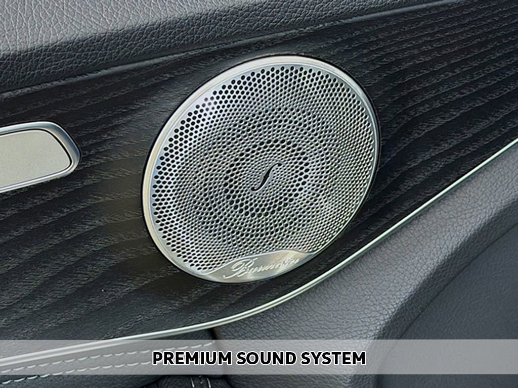 Used 2015 Mercedes-Benz C 300 4MATIC Sedan image 4