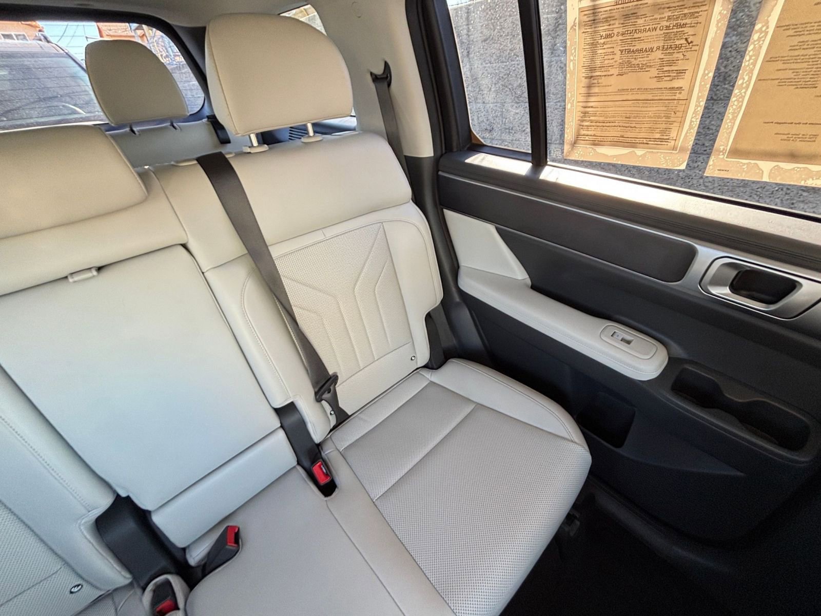 Used 2025 Hyundai Santa Fe SEL image 38