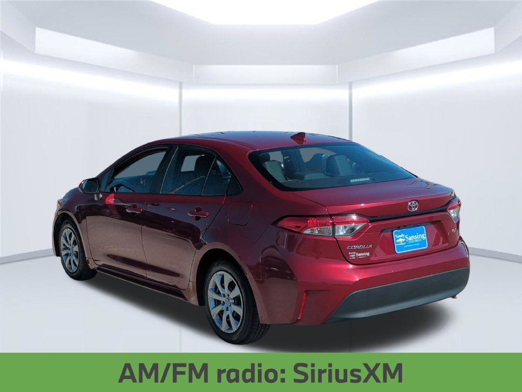Used 2025 Toyota Corolla LE FWD image 5