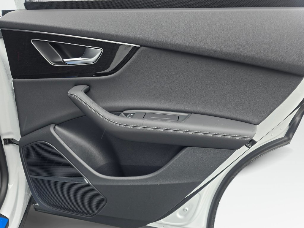 New 2026 Audi Q8 Prestige AWD/4WD image 23
