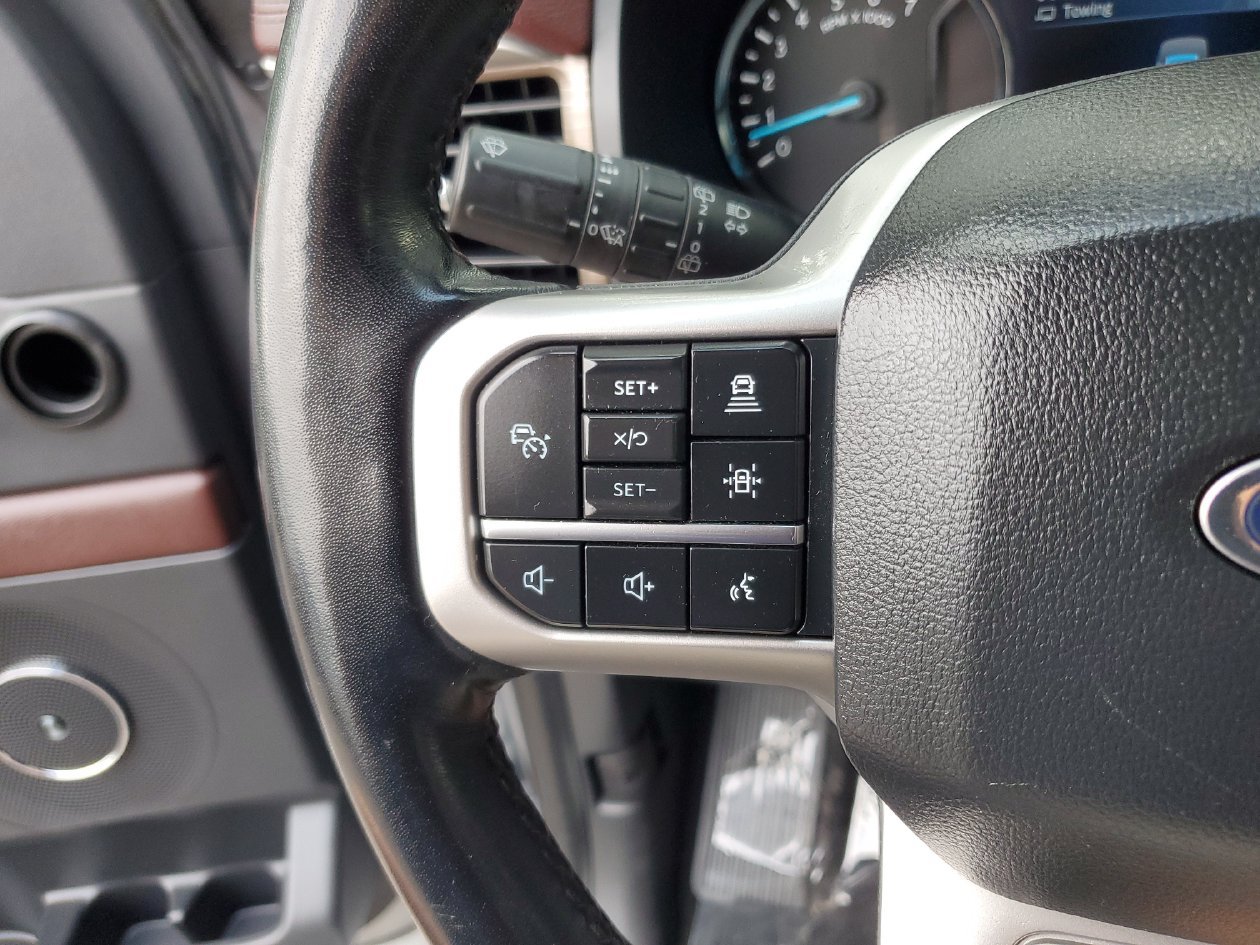 Used 2024 Ford Expedition Limited RWD image 28