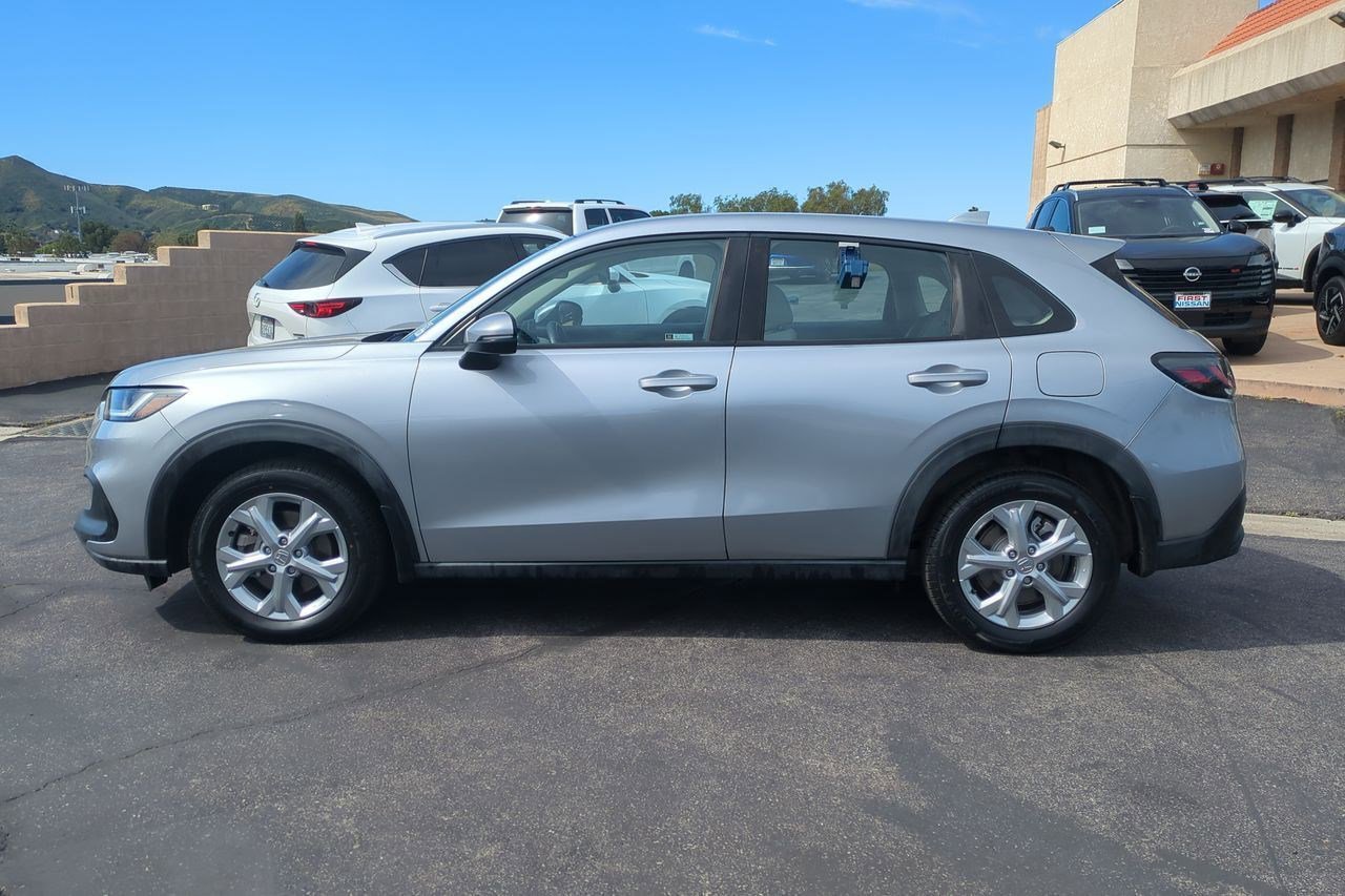 Certified 2024 Honda HR-V LX image 9