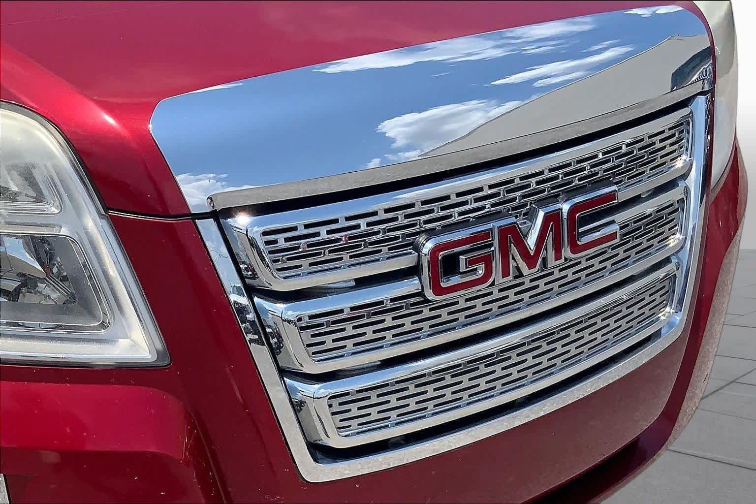 Used 2013 GMC Terrain SLT w/ Chrome and Technology Package FWD image 30