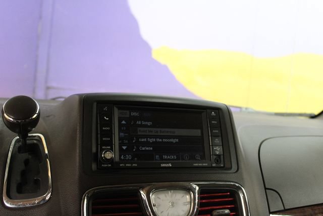 Used 2011 Chrysler Town & Country Touring w/ Security Group FWD image 21