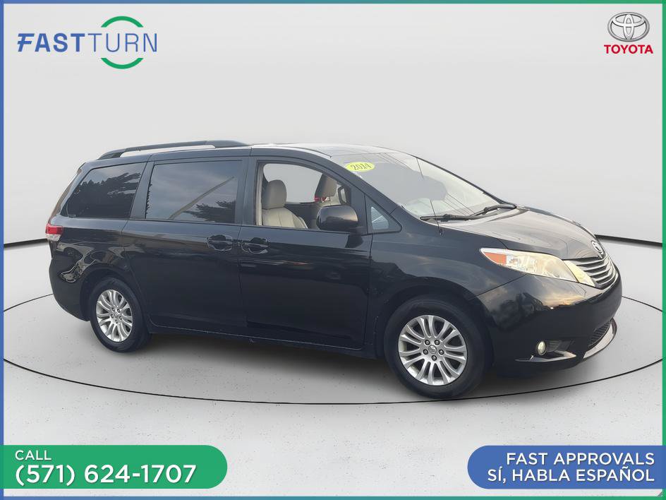 Used 2014 Toyota Sienna XLE FWD image 5