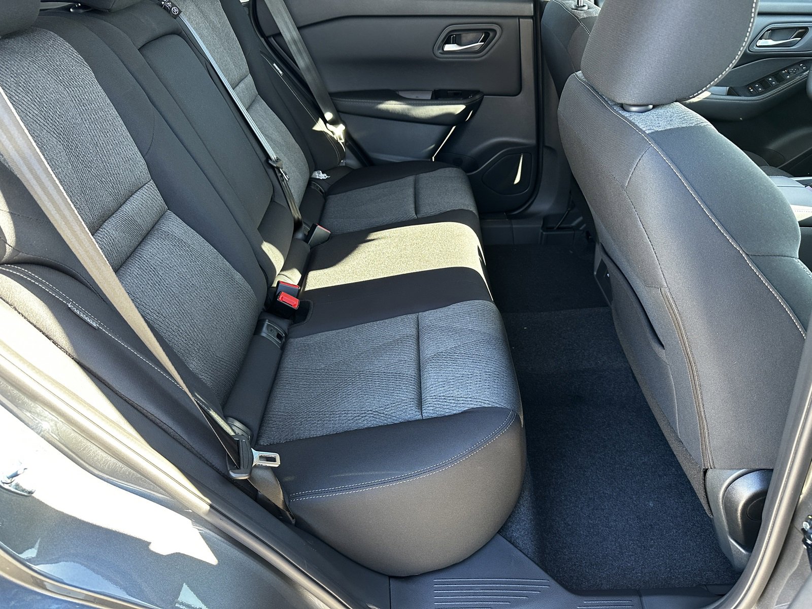 New 2026 Nissan Rogue SV image 15