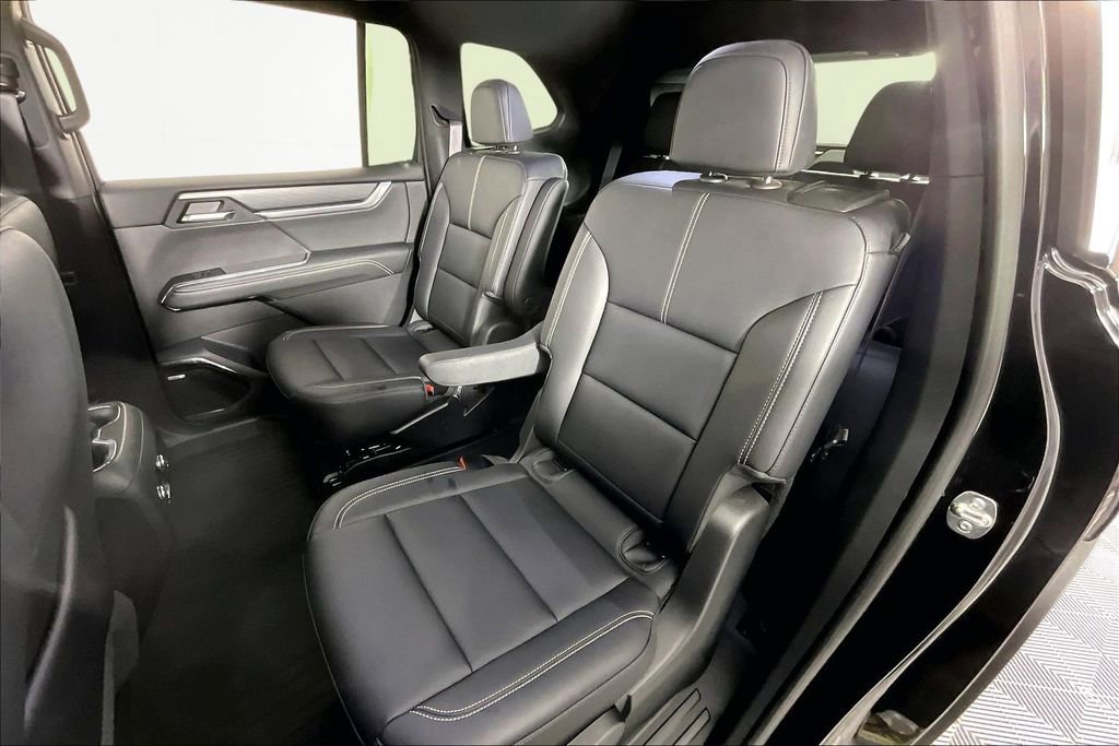 Certified 2025 GMC Acadia Elevation w/ Elevation Premium Package image 22