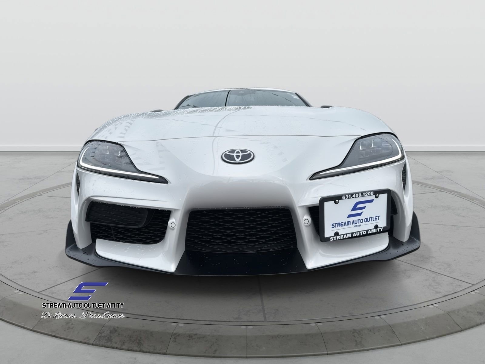 Used 2025 Toyota Supra Premium image 2