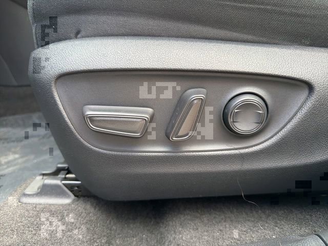 Used 2021 Toyota RAV4 XLE w/ XLE Grade Weather Package image 19