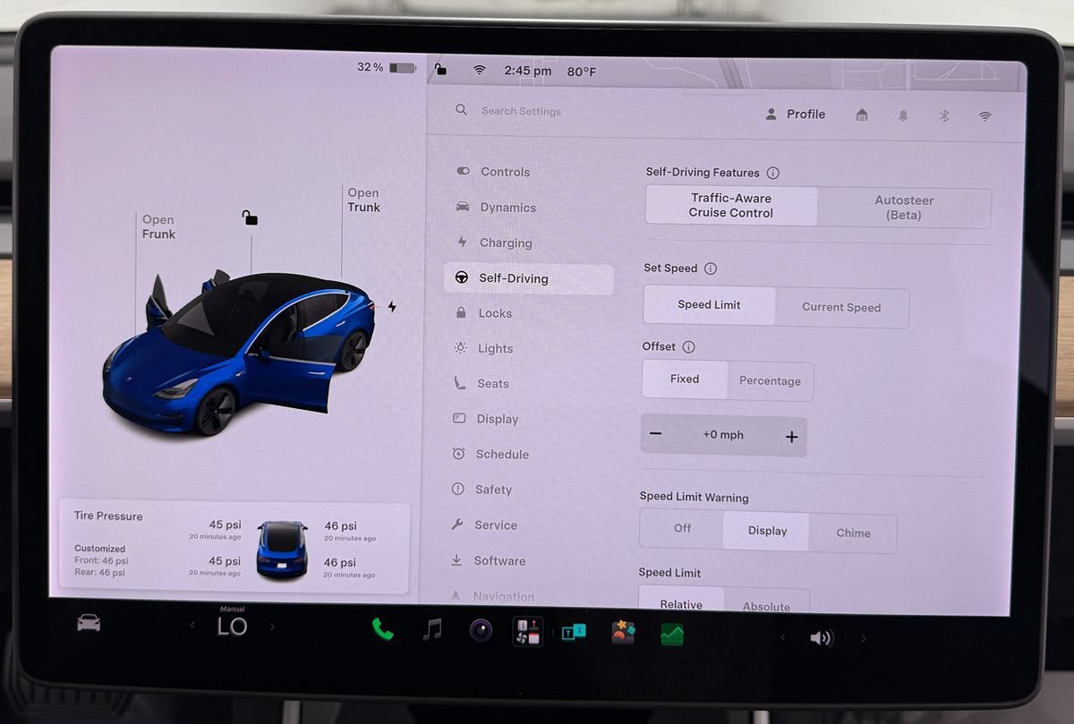 Used 2018 Tesla Model 3 Long Range RWD image 19