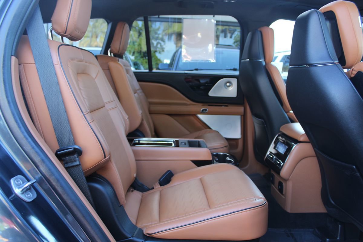 Used 2021 Lincoln Aviator Black Label AWD/4WD image 26