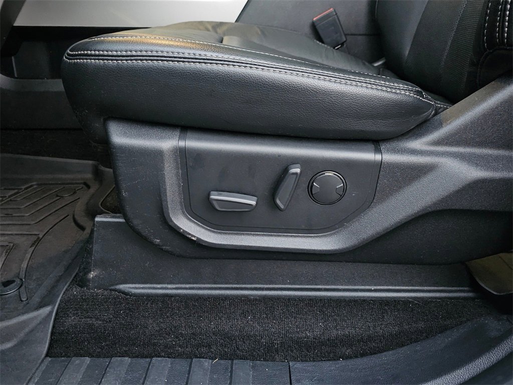 Used 2020 Ford F150 Lariat w/ Equipment Group 502A Luxury image 26