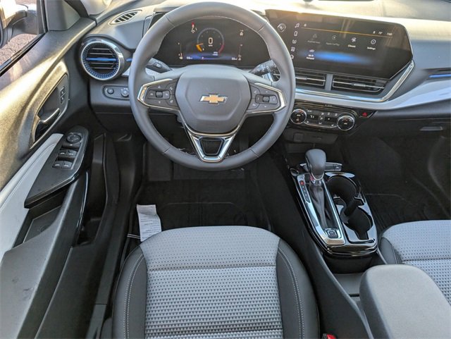 New 2025 Chevrolet Trax LT w/ Driver Confidence Package image 7