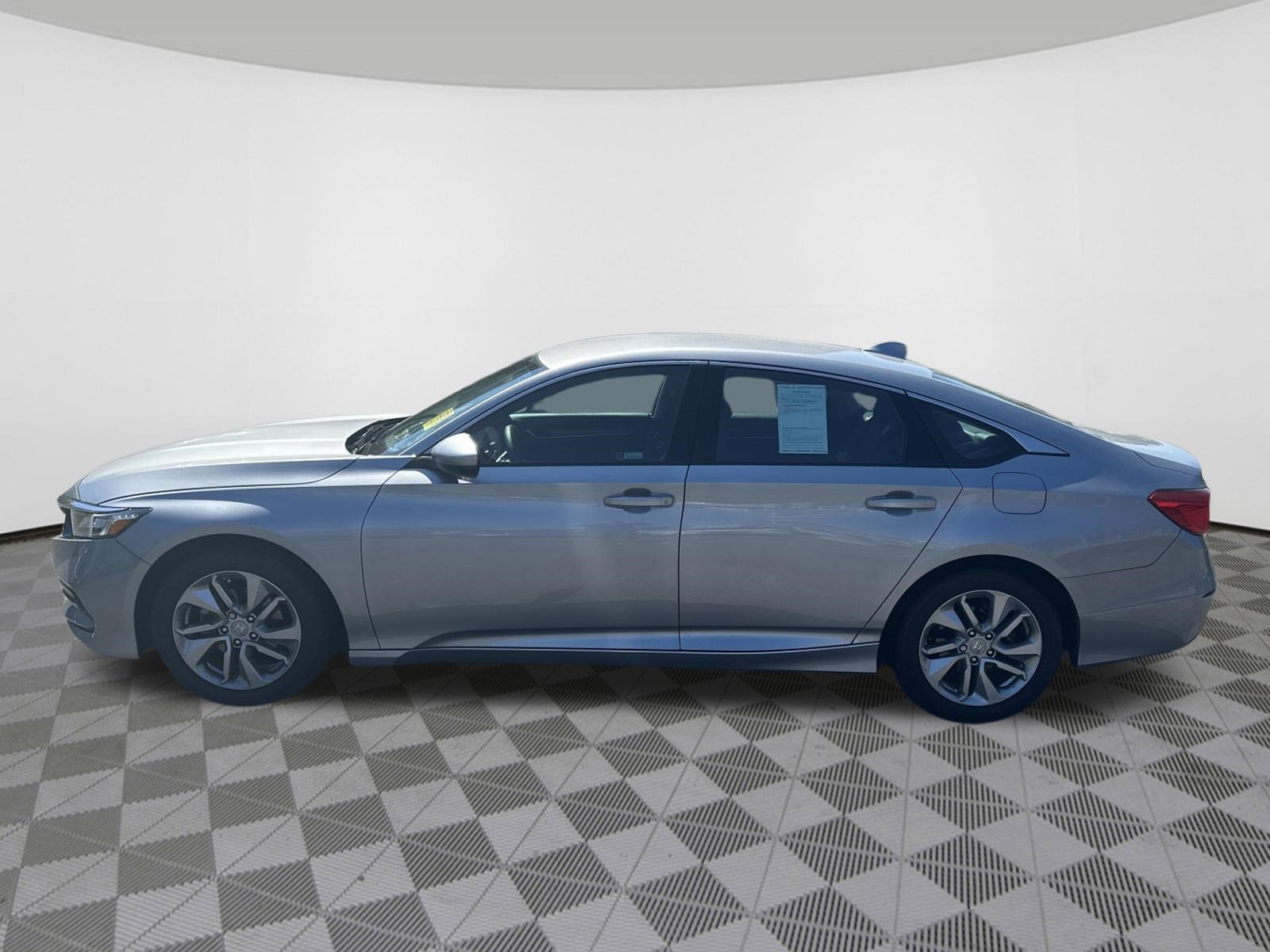 Used 2020 Honda Accord LX image 4