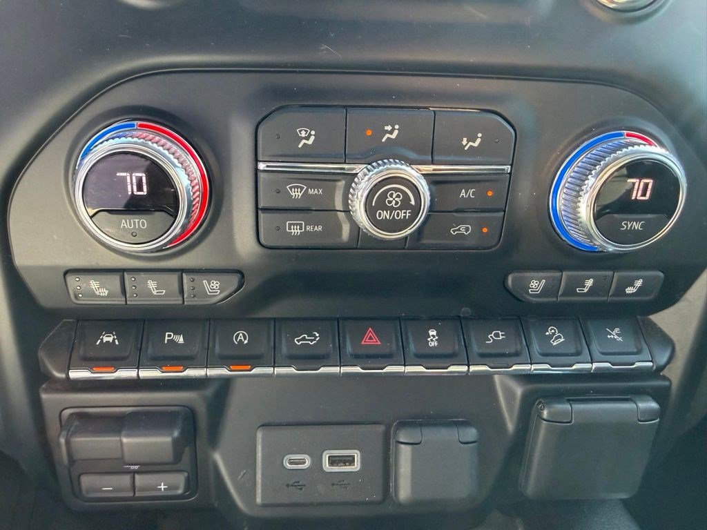 Used 2020 GMC Sierra 1500 Denali w/ Denali Ultimate Package AWD/4WD image 17