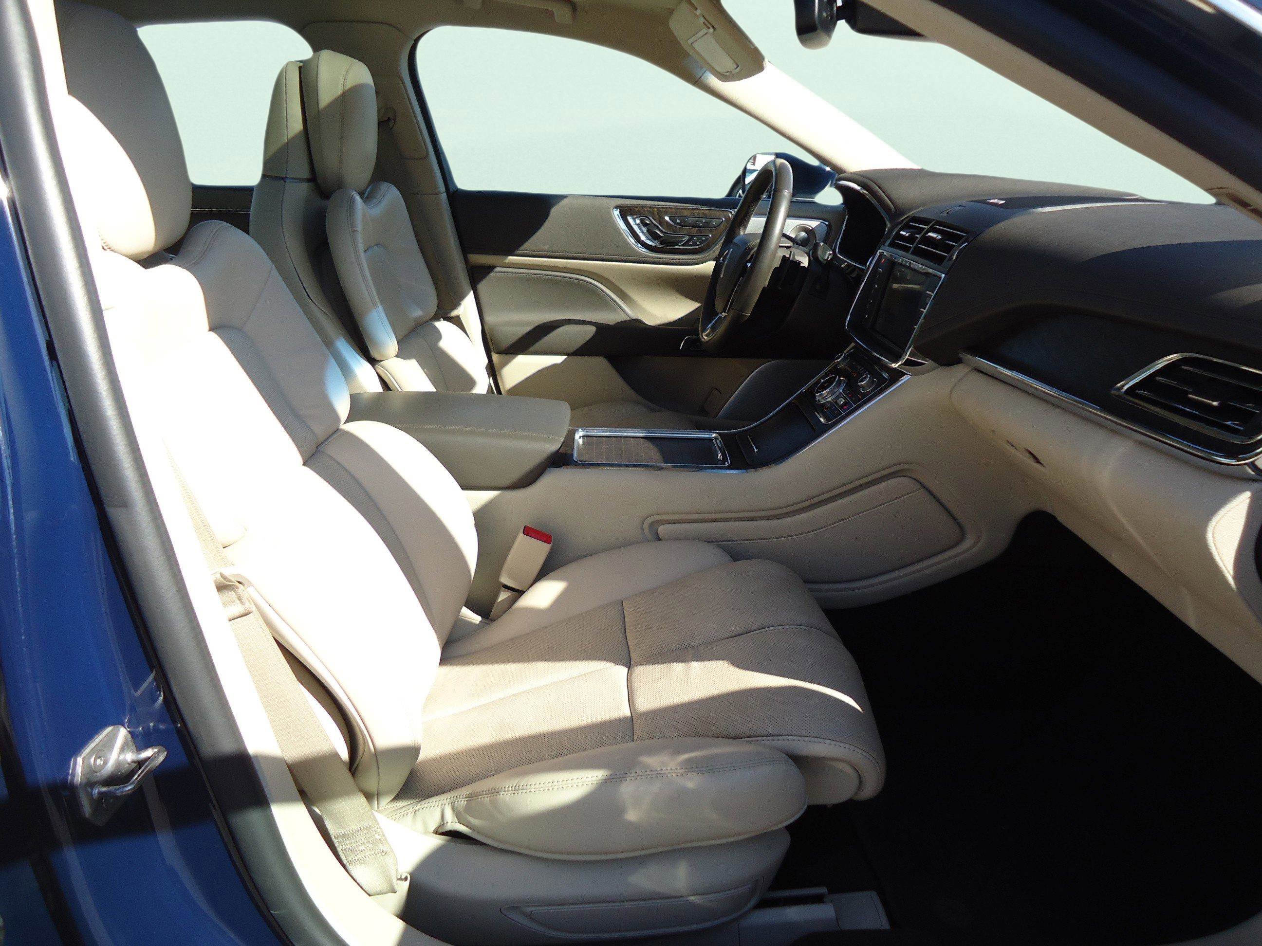 Used 2020 Lincoln Continental Reserve w/ Luxury Package image 30