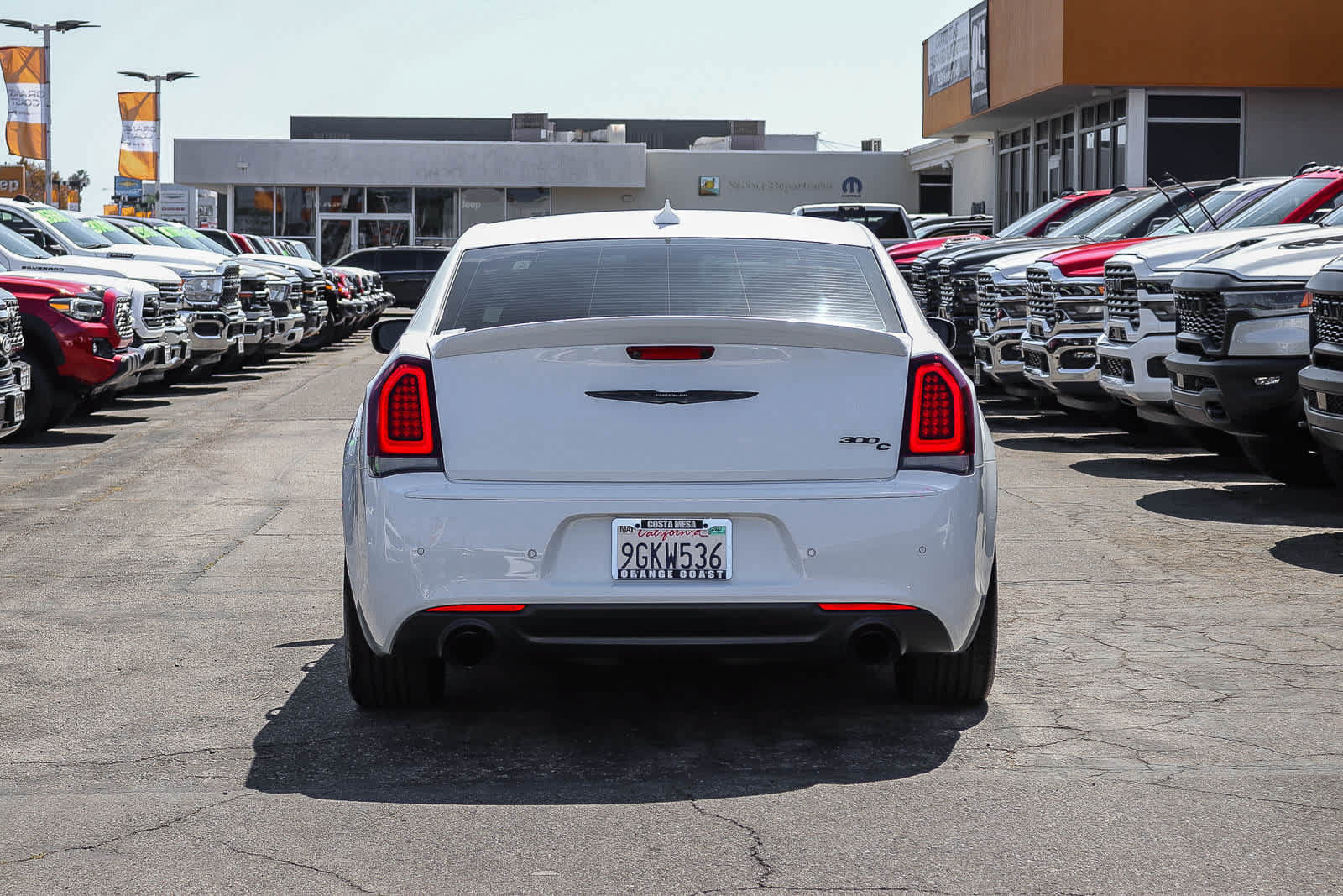 Used 2023 Chrysler 300 C RWD image 5