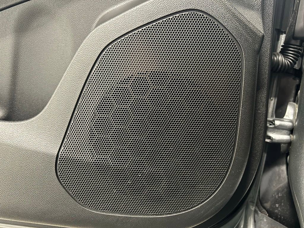 Used 2024 Chevrolet Trax RS w/ Driver Confidence Package image 6