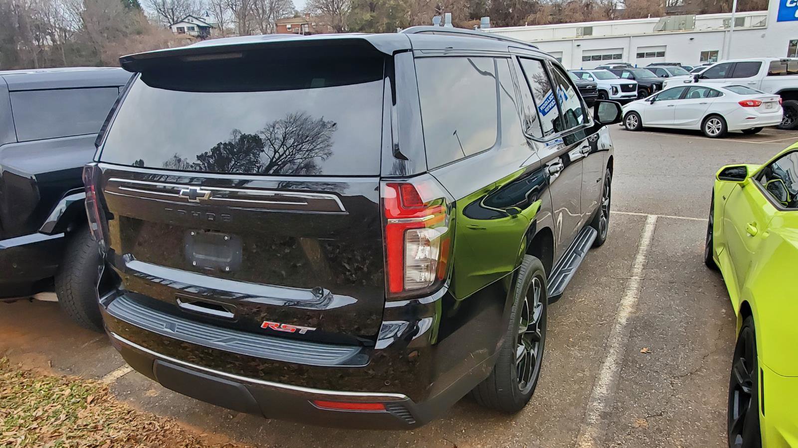 Used 2021 Chevrolet Tahoe RST w/ Luxury Package image 10
