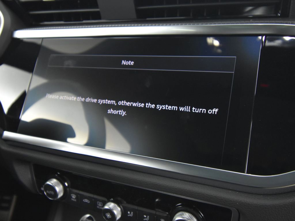 New 2025 Audi Q3 2.0T Premium Plus image 18