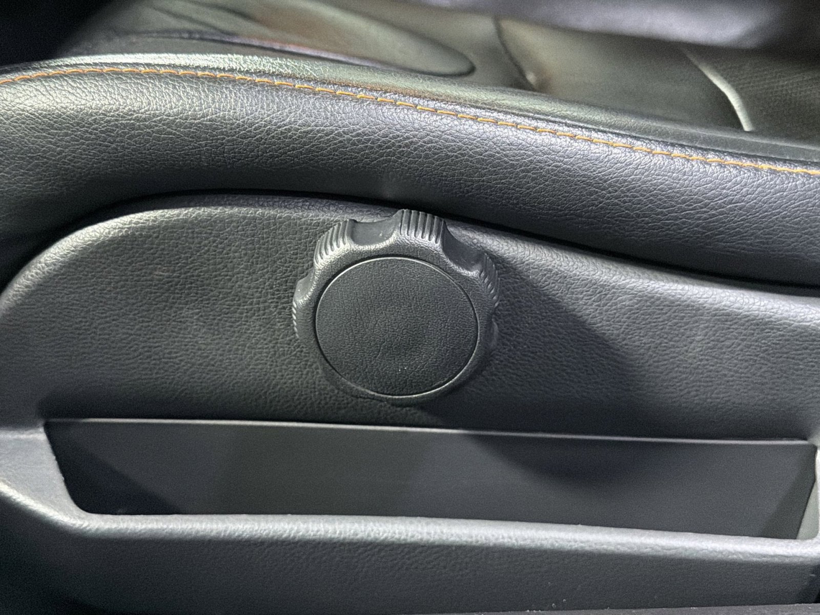 Used 2004 Nissan 350Z Touring w/ Aerodynamics Pkg RWD image 27