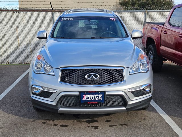 Used 2017 INFINITI QX50 2WD w/ Premium Plus Package image 2