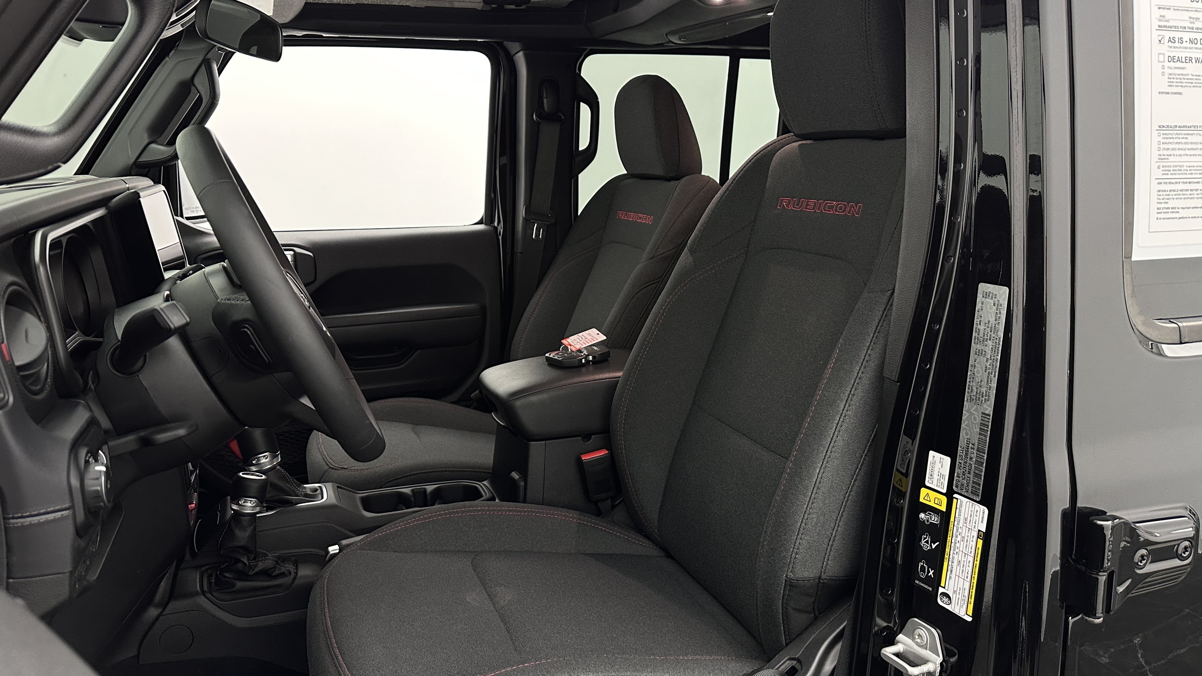 Used 2025 Jeep Wrangler Unlimited Rubicon AWD/4WD image 12