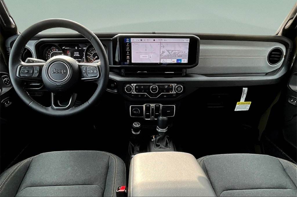 New 2025 Jeep Gladiator Sport AWD/4WD image 13