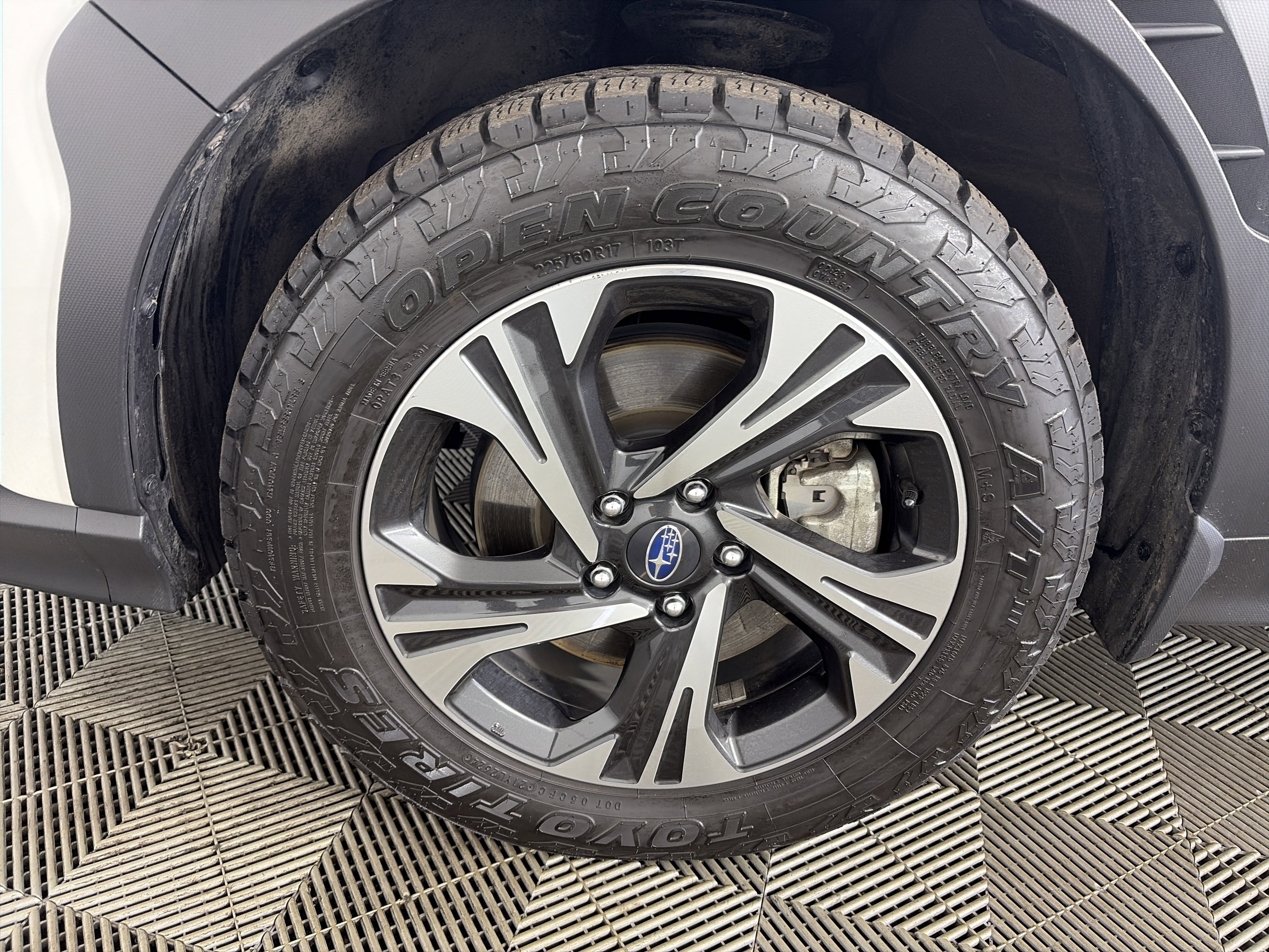 Used 2024 Subaru Crosstrek 2.0i Premium image 13