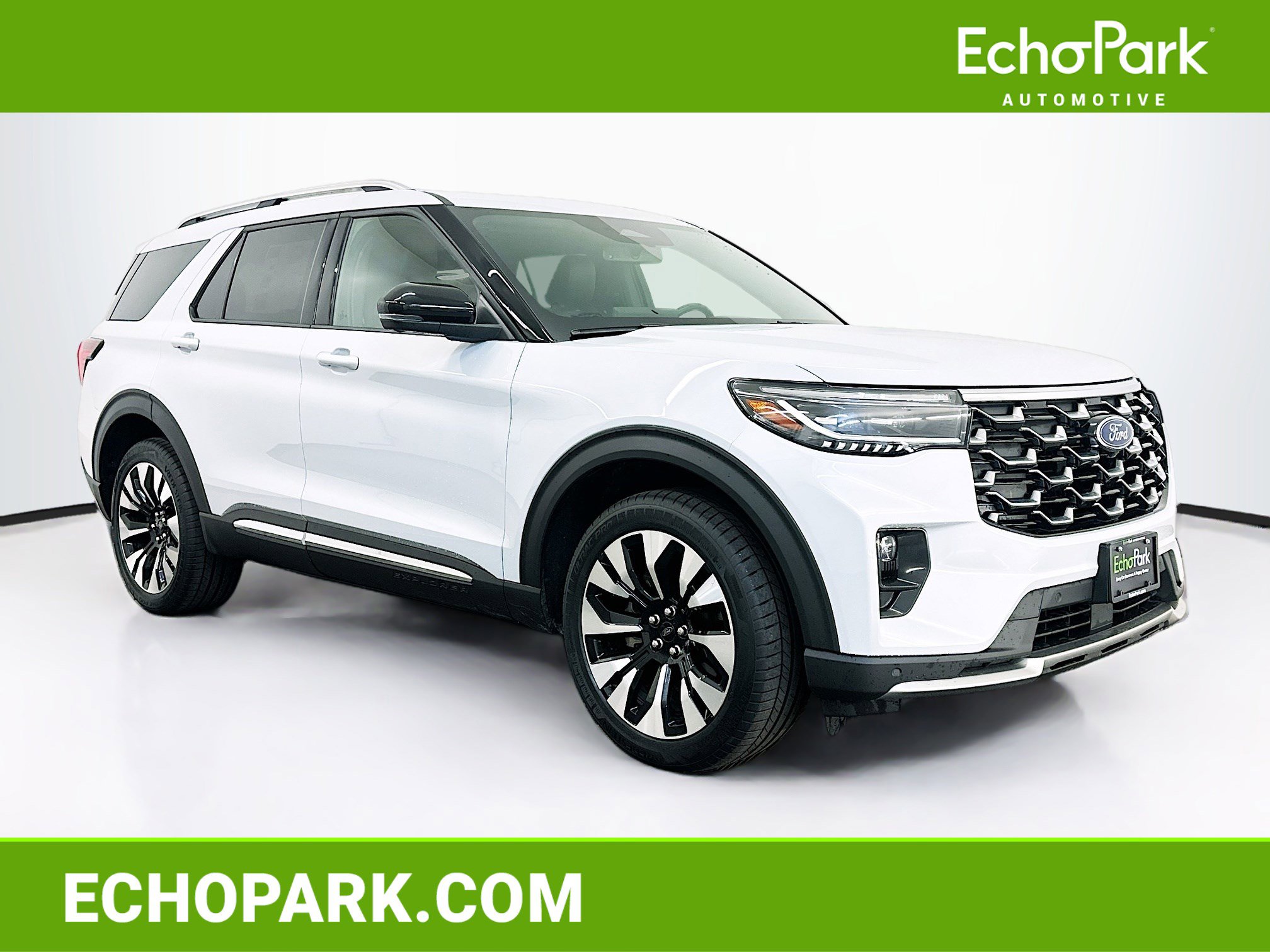 Used 2025 Ford Explorer Platinum w/ LUX Leather Package AWD/4WD image 1