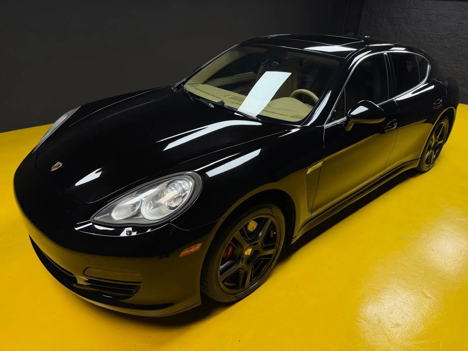 Used 2010 Porsche Panamera S RWD image 7
