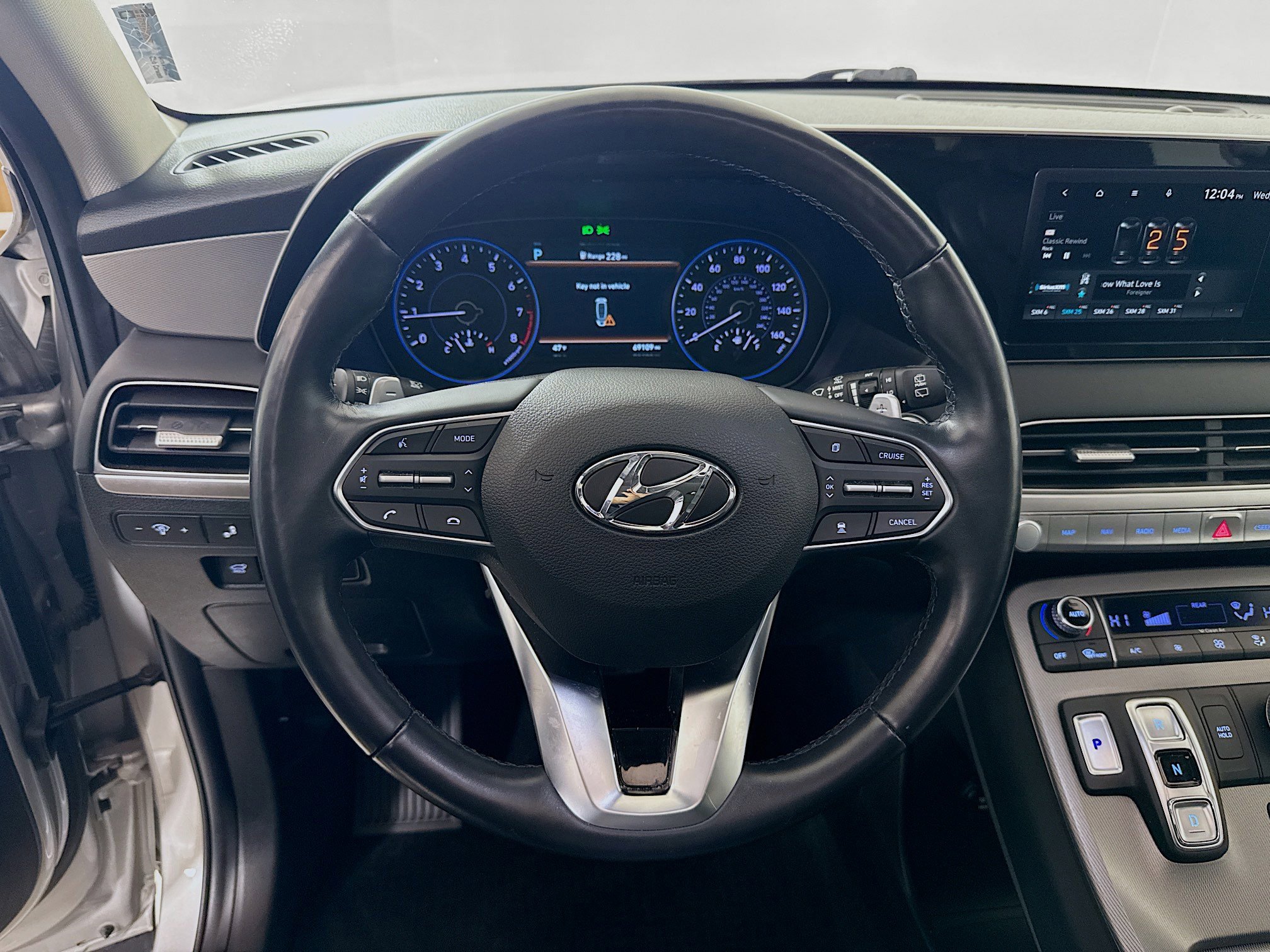 Used 2021 Hyundai Palisade SEL w/ Premium Package image 12