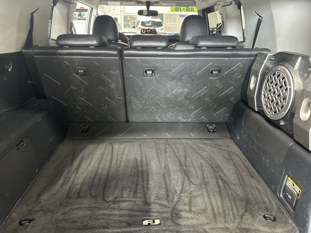 Used 2010 Toyota FJ Cruiser 4WD image 26