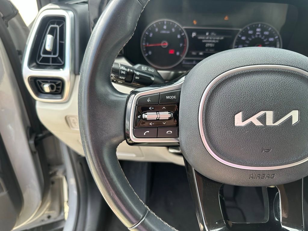 Used 2022 Kia Sorento SX FWD image 12