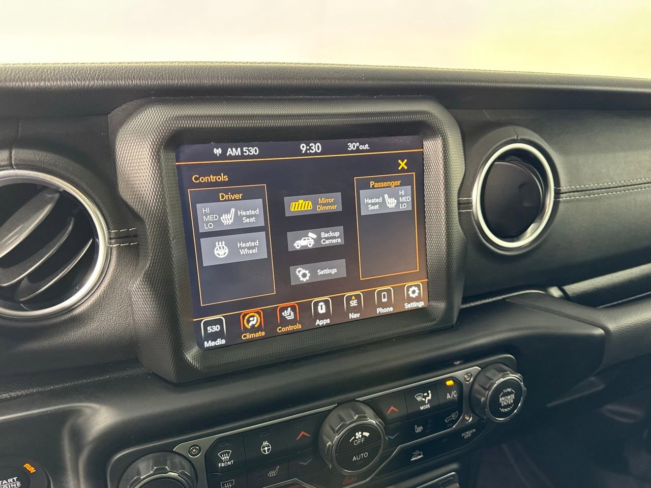 Used 2022 Jeep Wrangler Unlimited Sahara w/ Dual Top Group image 17