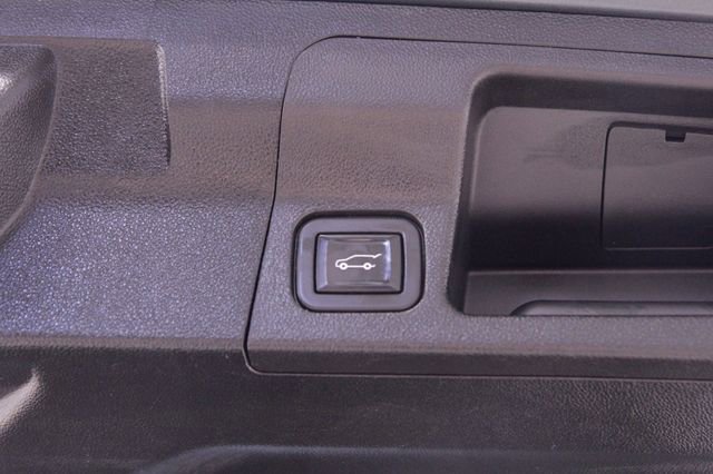 Used 2020 GMC Acadia SLT w/ Driver Alert Package II image 22