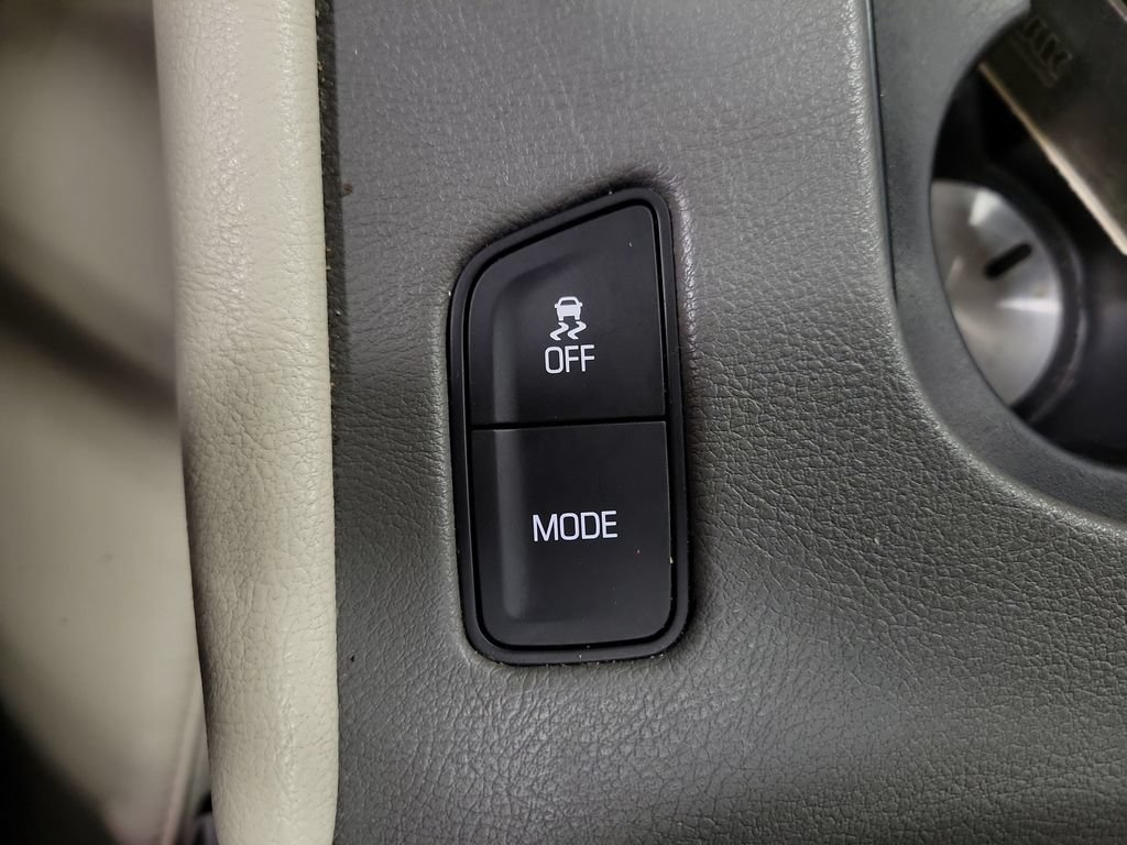 Used 2018 Cadillac XT5 Premium Luxury FWD image 17