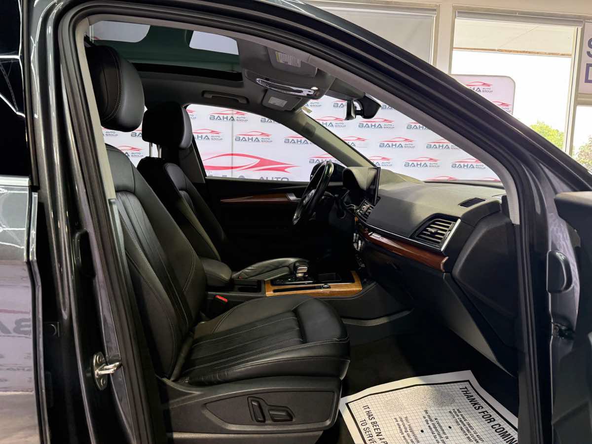 Used 2023 Audi Q5 2.0T Premium Plus AWD/4WD image 40
