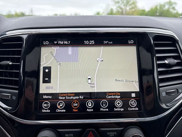 Used 2021 Jeep Grand Cherokee Limited w/ Sun & Sound Group AWD/4WD image 16