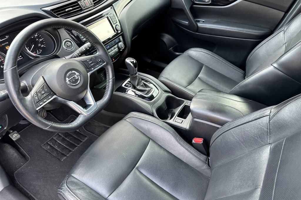 Used 2018 Nissan Rogue Sport SL w/ SL Premium Package image 10