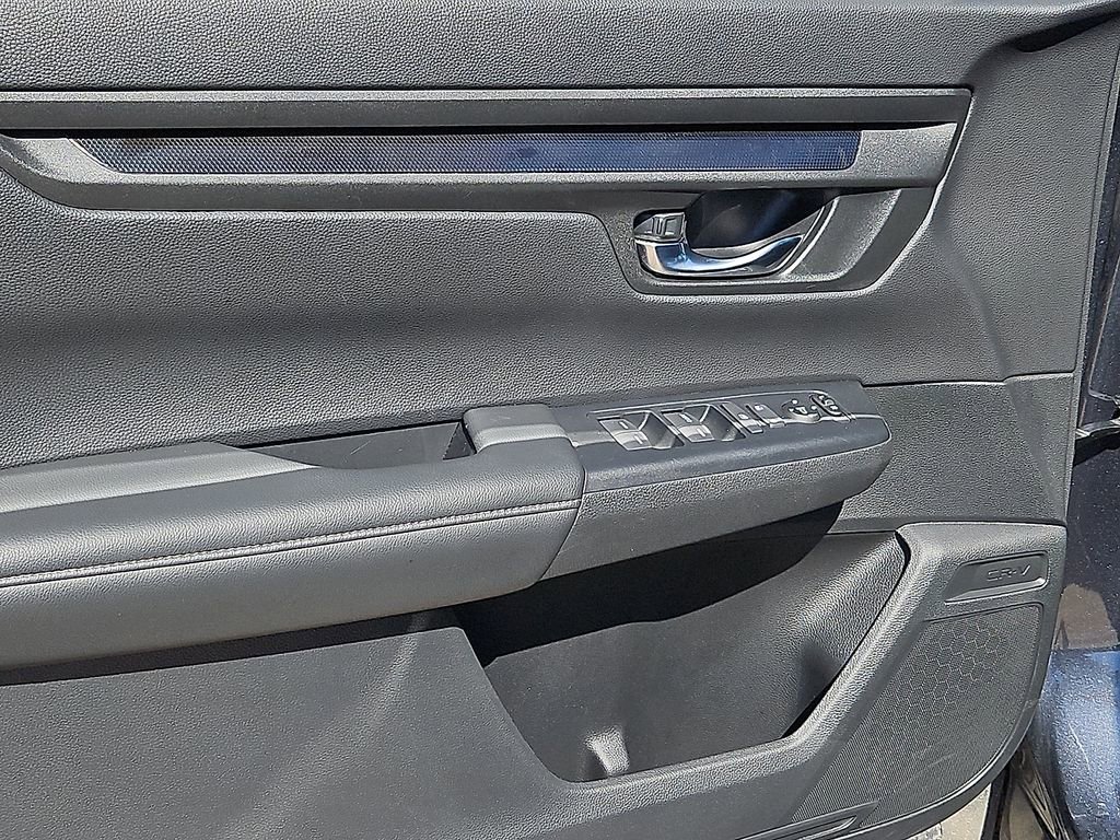 Used 2025 Honda CR-V LX image 20