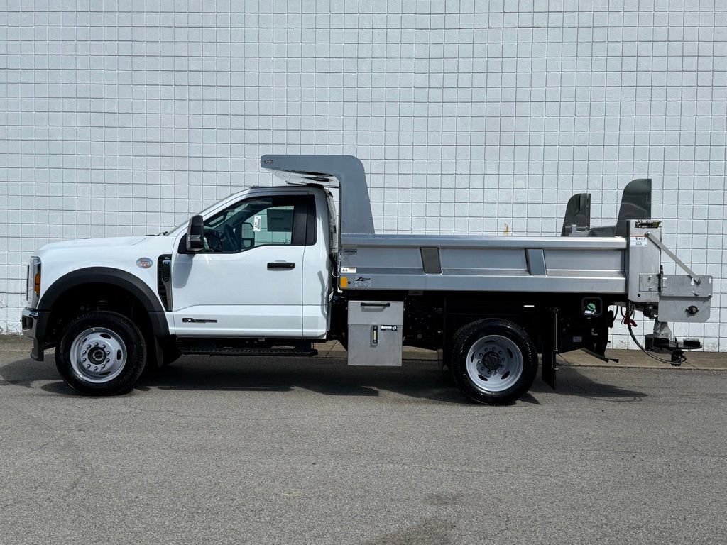 New 2026 Ford F550 4x4 Regular Cab Super Duty image 2