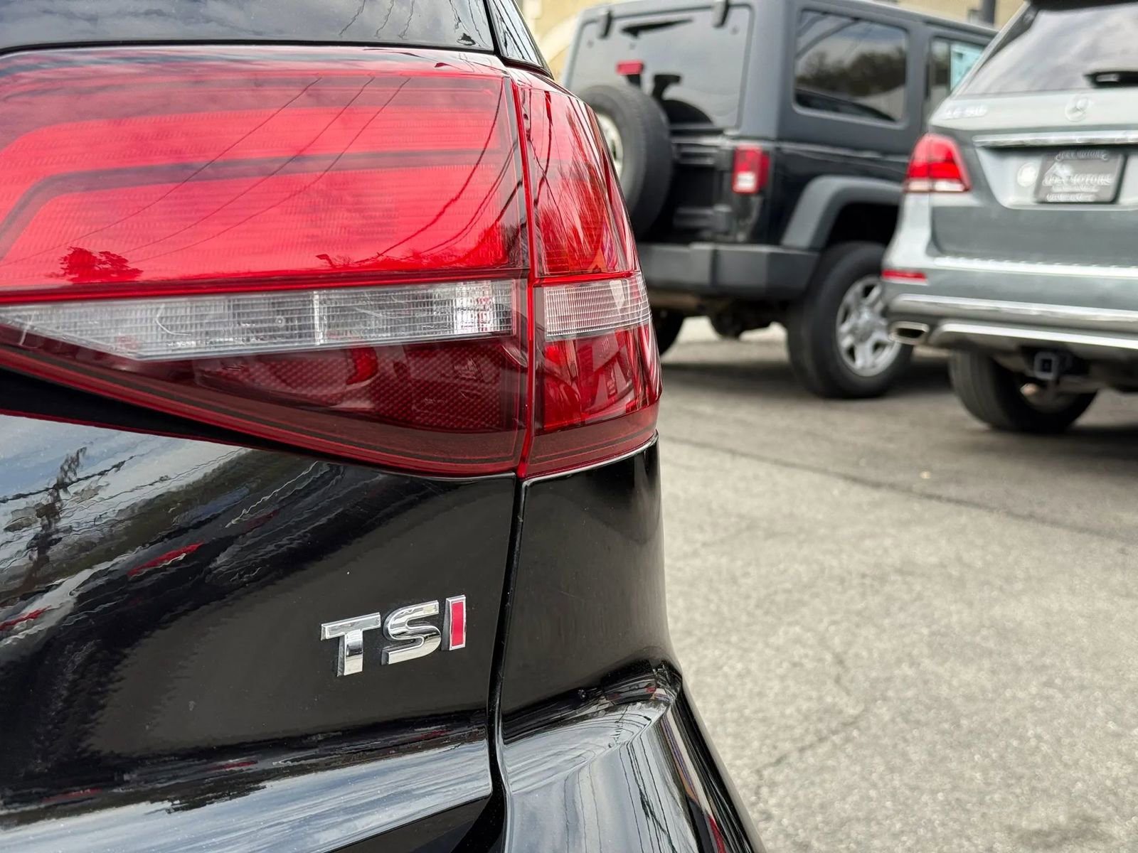 Used 2018 Volkswagen Jetta Sport FWD image 5