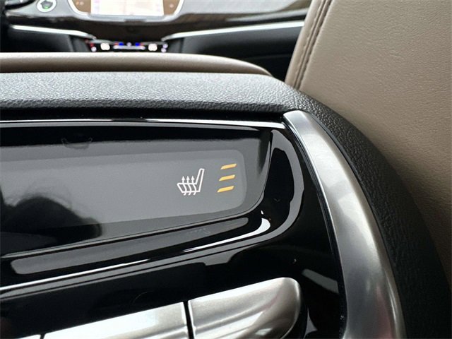 Used 2024 Cadillac XT6 Sport w/ Platinum Package image 37