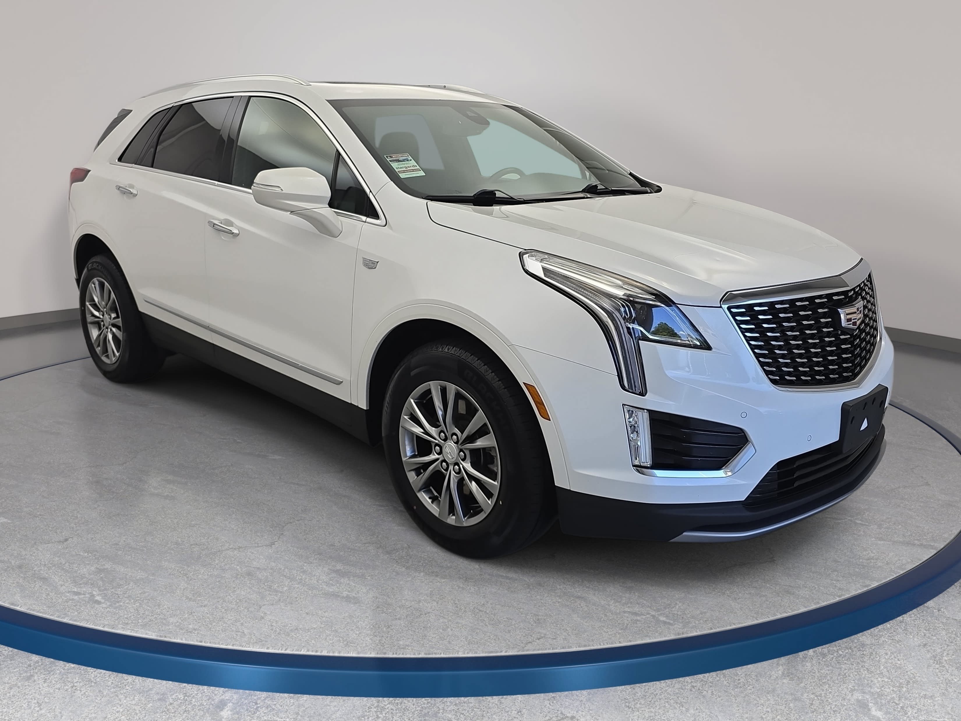 Used 2021 Cadillac XT5 Premium Luxury w/ LPO, Floor Liner Package AWD/4WD image 3