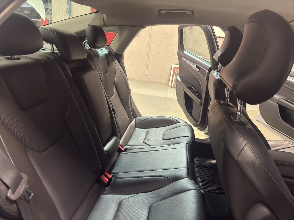 Used 2016 Ford Fusion Titanium FWD image 26