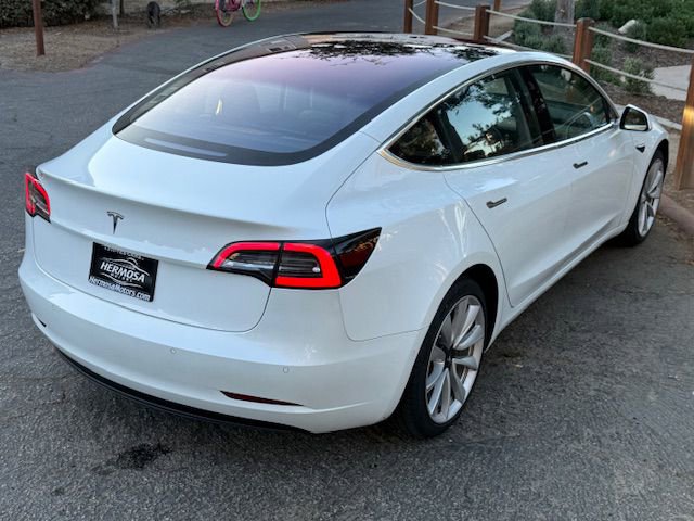 Used 2018 Tesla Model 3 Long Range image 2