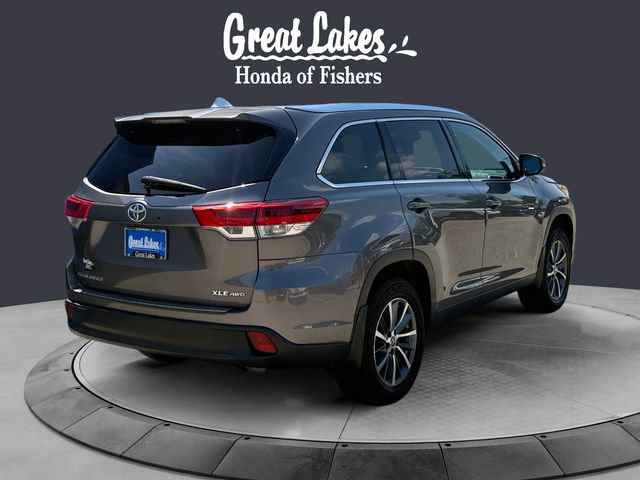 Used 2019 Toyota Highlander XLE AWD/4WD image 5